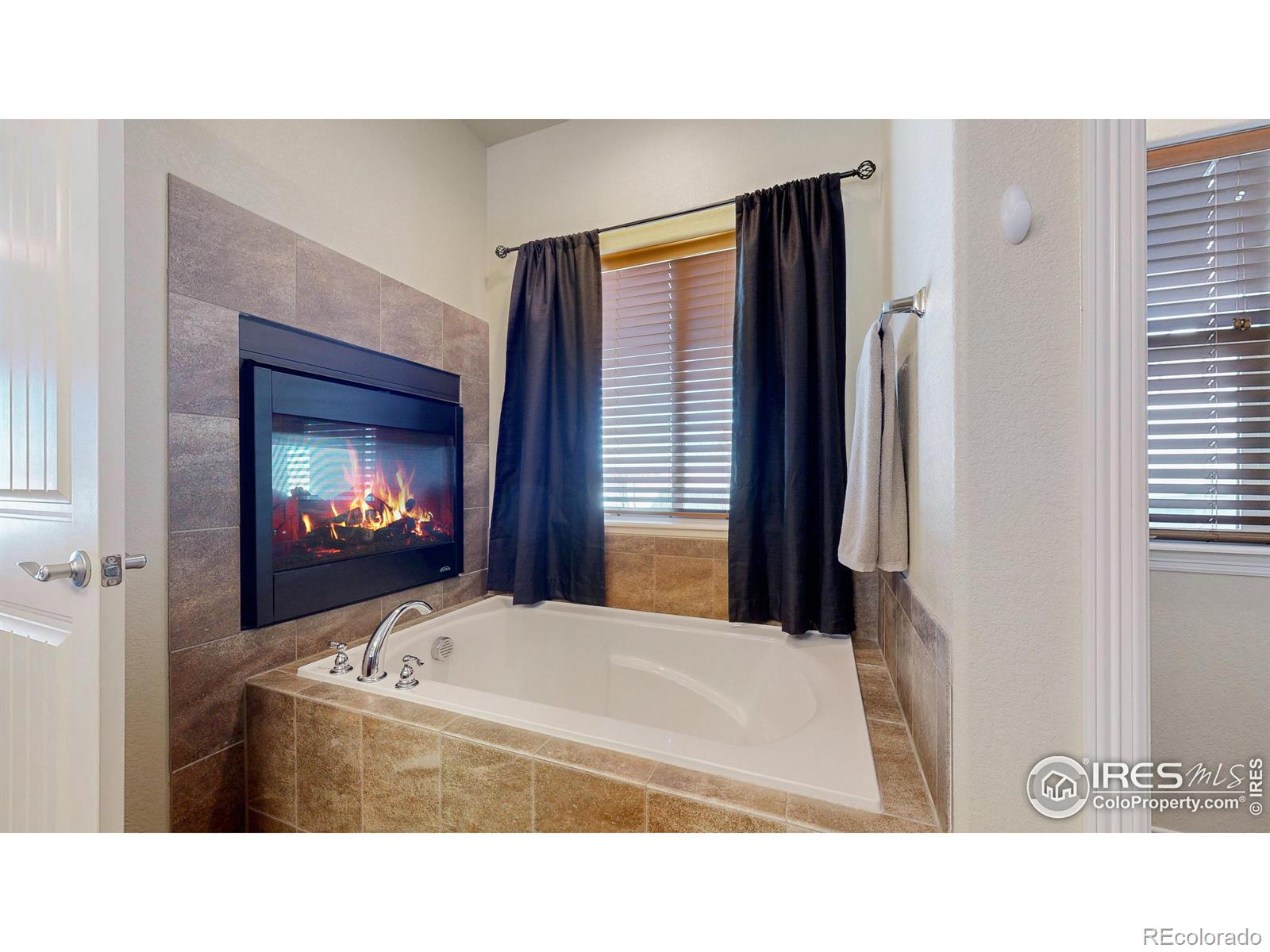 MLS Image #21 for 6074  carmon drive,windsor, Colorado