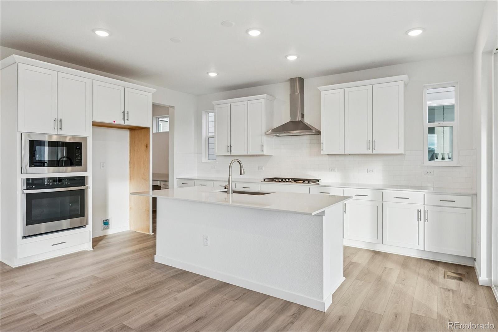 MLS Image #5 for 9167  blue needle lane,englewood, Colorado