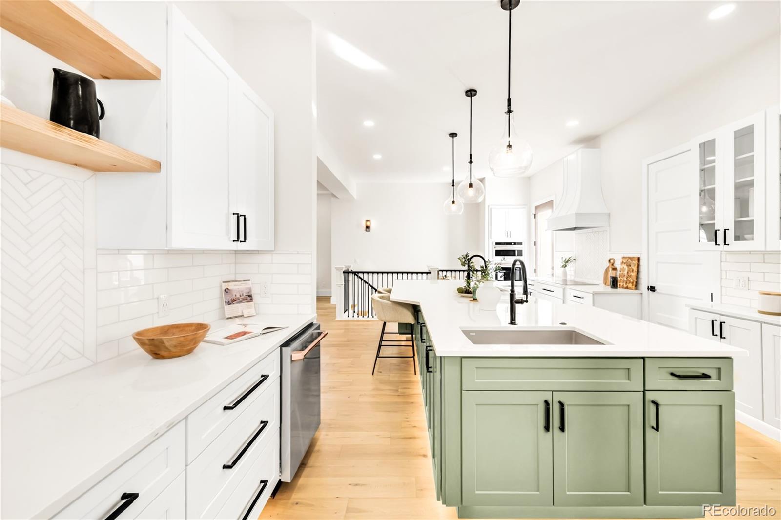 MLS Image #13 for 2511 n gaylord street,denver, Colorado