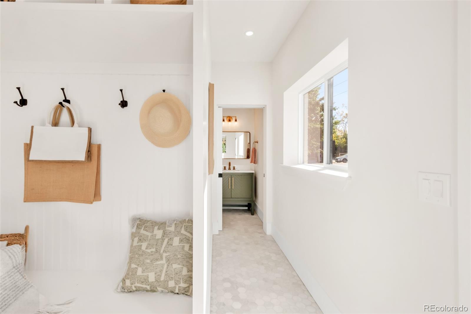 MLS Image #16 for 2511 n gaylord street,denver, Colorado
