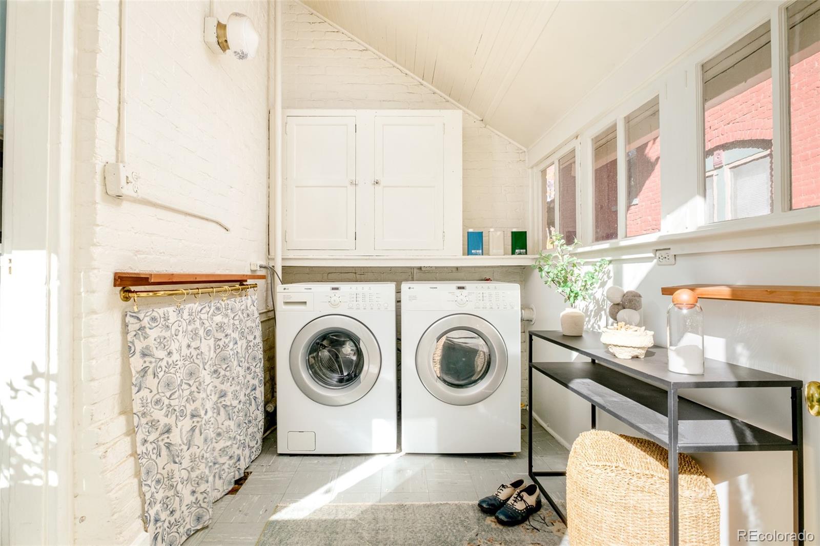 MLS Image #14 for 3042 w 24th avenue,denver, Colorado