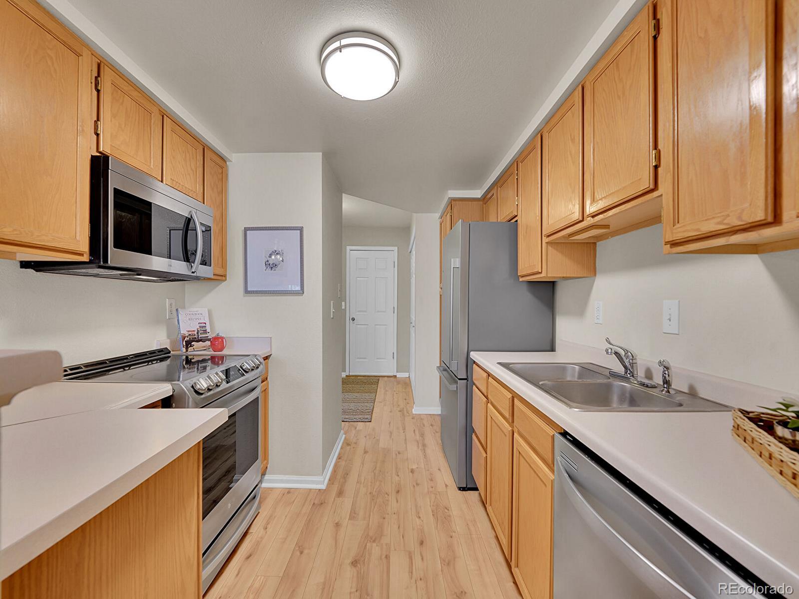 MLS Image #10 for 10389 w fair avenue d,littleton, Colorado