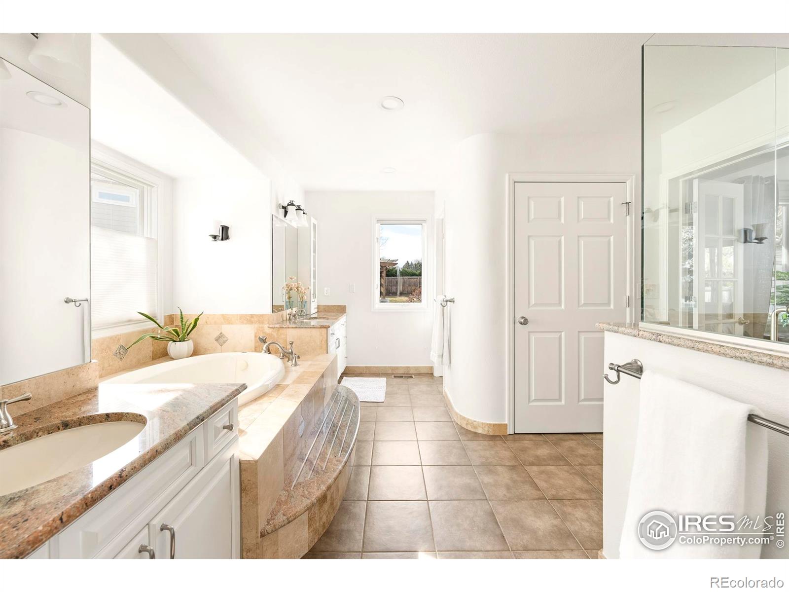 MLS Image #19 for 2587  ginny way,lafayette, Colorado