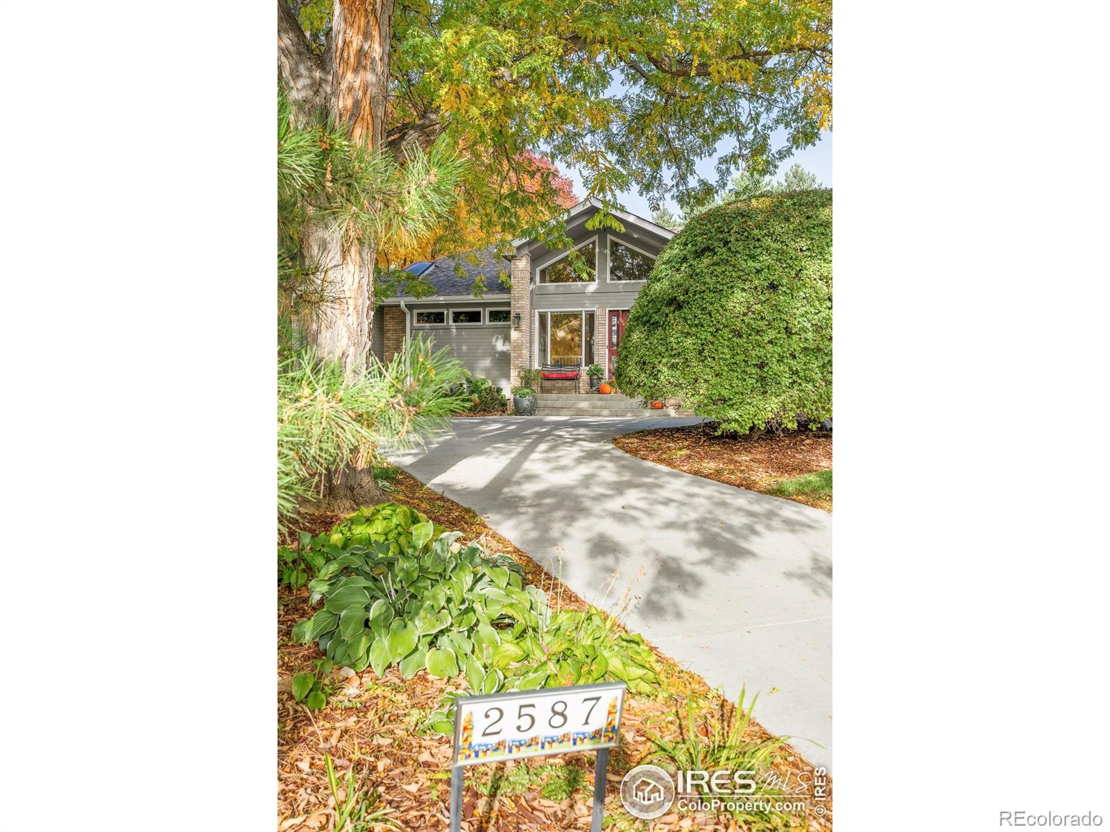 MLS Image #2 for 2587  ginny way,lafayette, Colorado