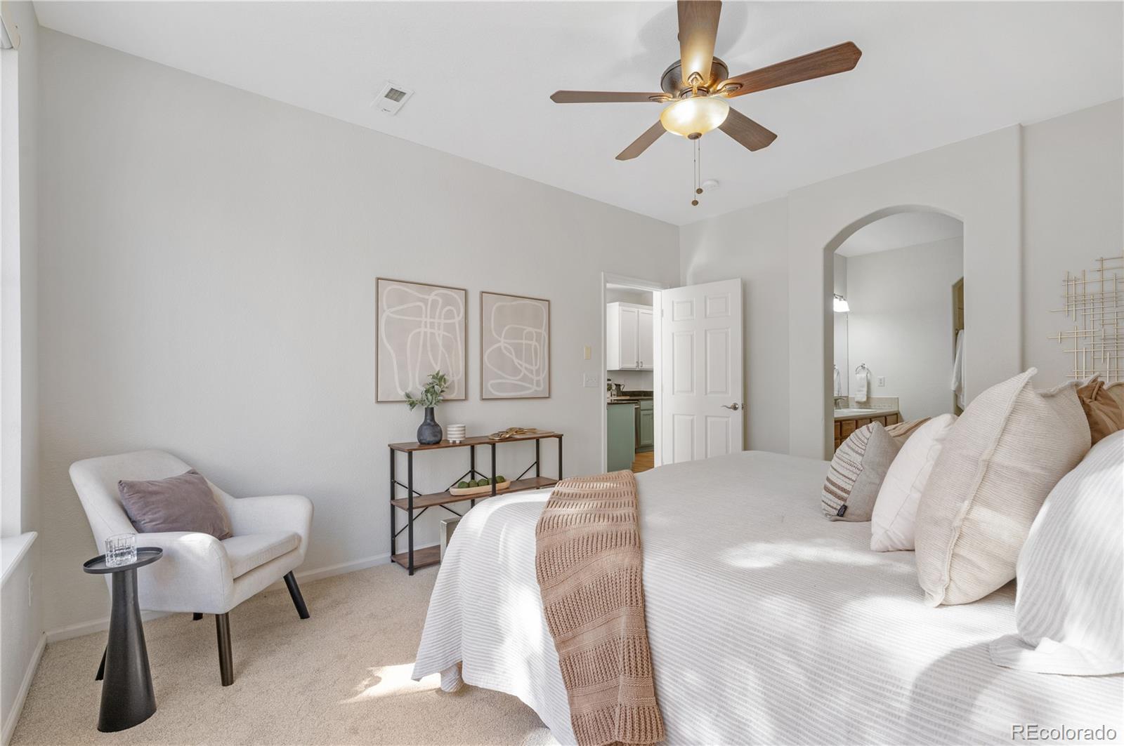 MLS Image #12 for 11301  navajo circle b,denver, Colorado