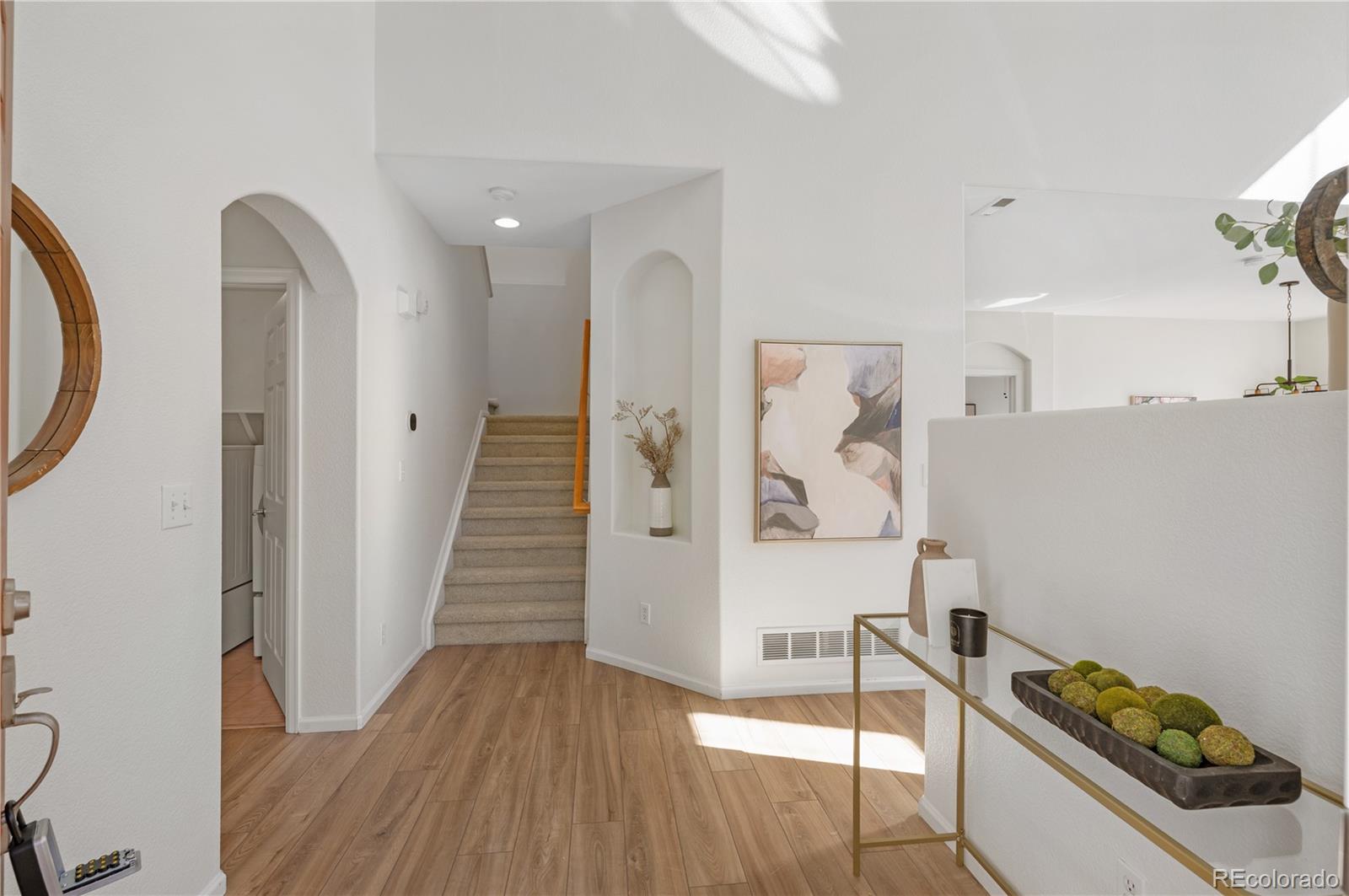 MLS Image #18 for 11301  navajo circle b,denver, Colorado