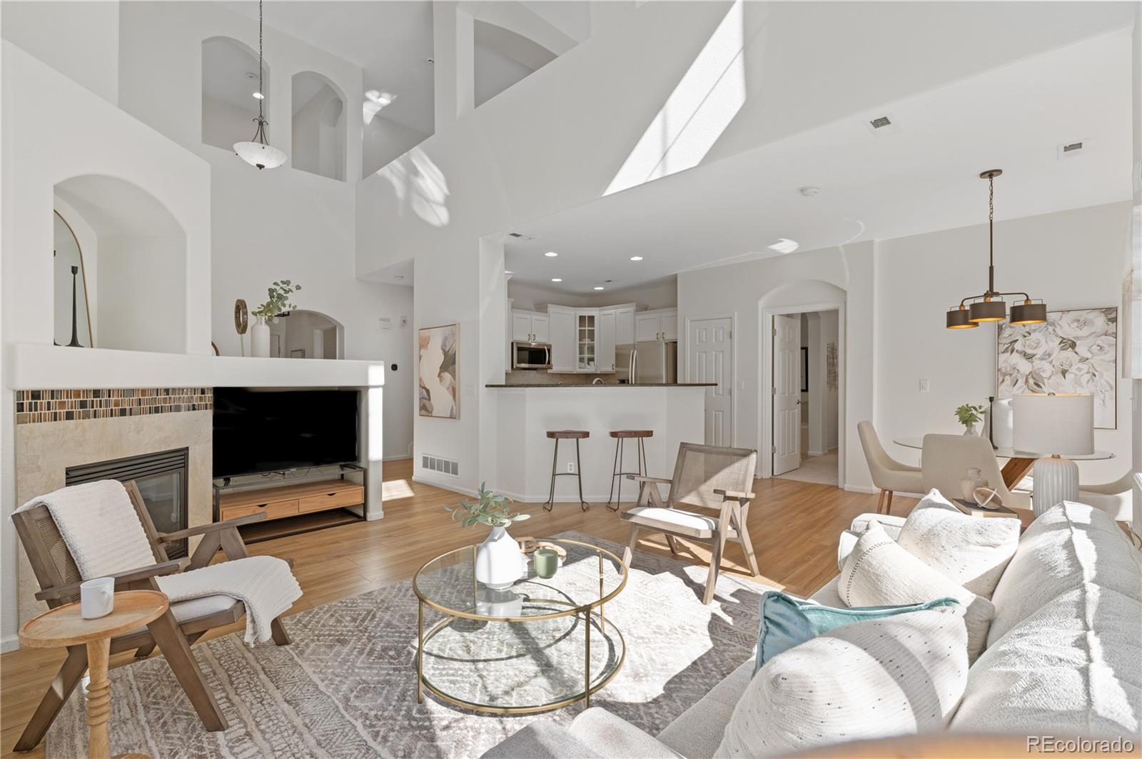 MLS Image #4 for 11301  navajo circle b,denver, Colorado