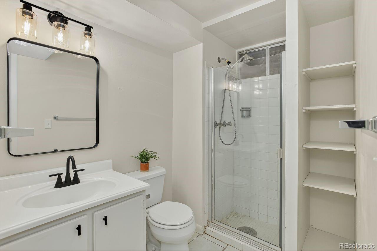 MLS Image #19 for 1925 s peoria street,aurora, Colorado
