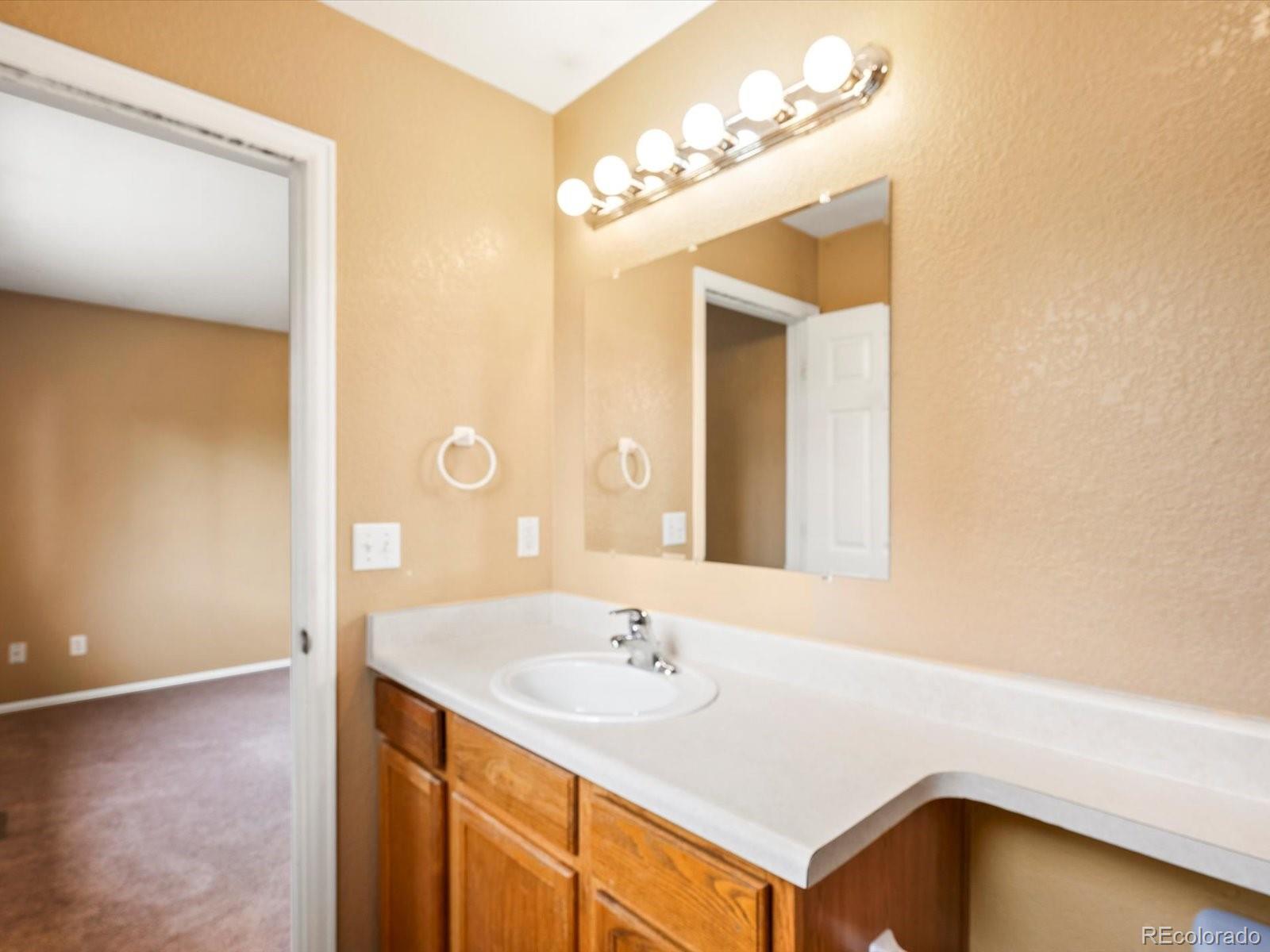 MLS Image #16 for 1243 n raleigh street,denver, Colorado