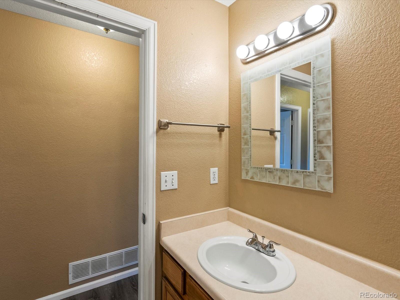 MLS Image #24 for 1243 n raleigh street,denver, Colorado