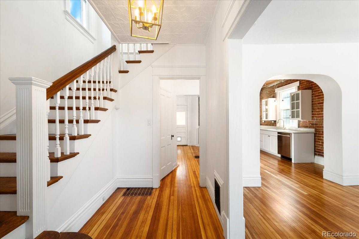 MLS Image #5 for 354 s lincoln street,denver, Colorado