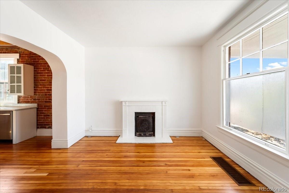 MLS Image #6 for 354 s lincoln street,denver, Colorado