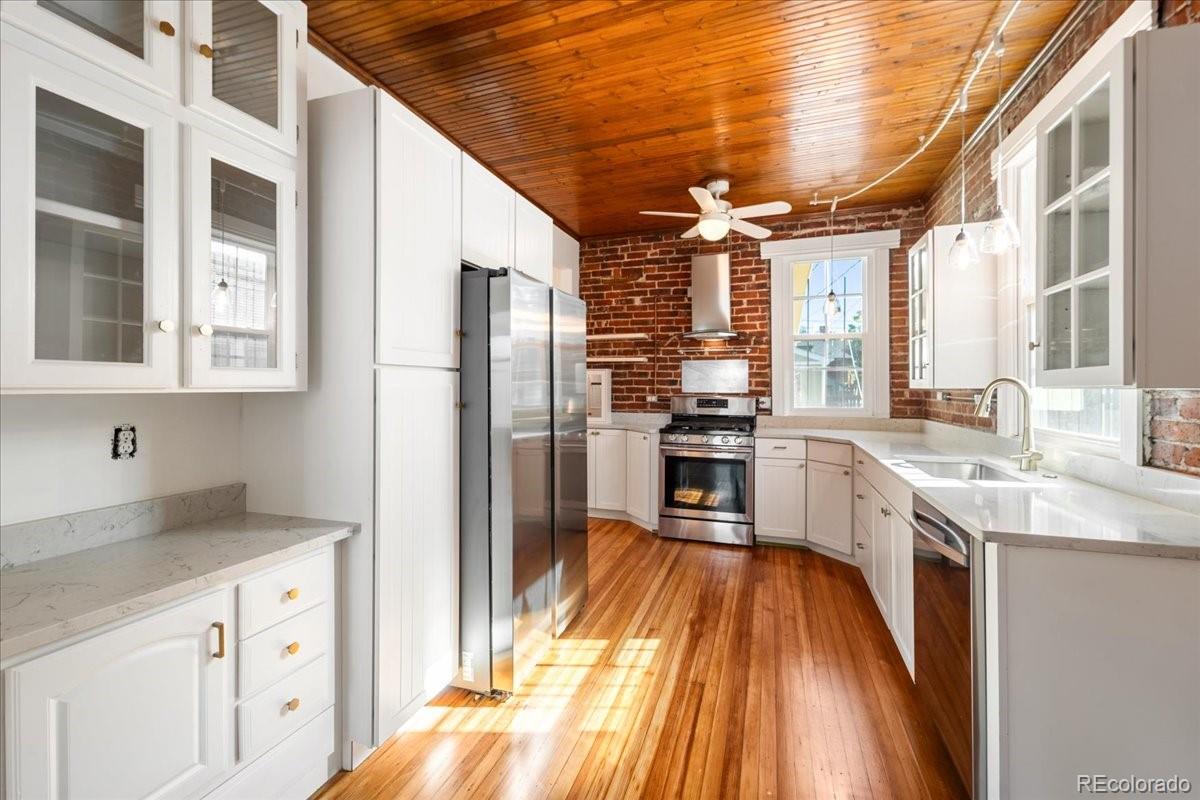 MLS Image #9 for 354 s lincoln street,denver, Colorado