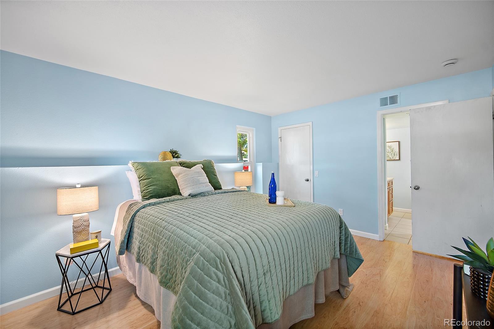 MLS Image #12 for 13982 e stanford circle n02,aurora, Colorado