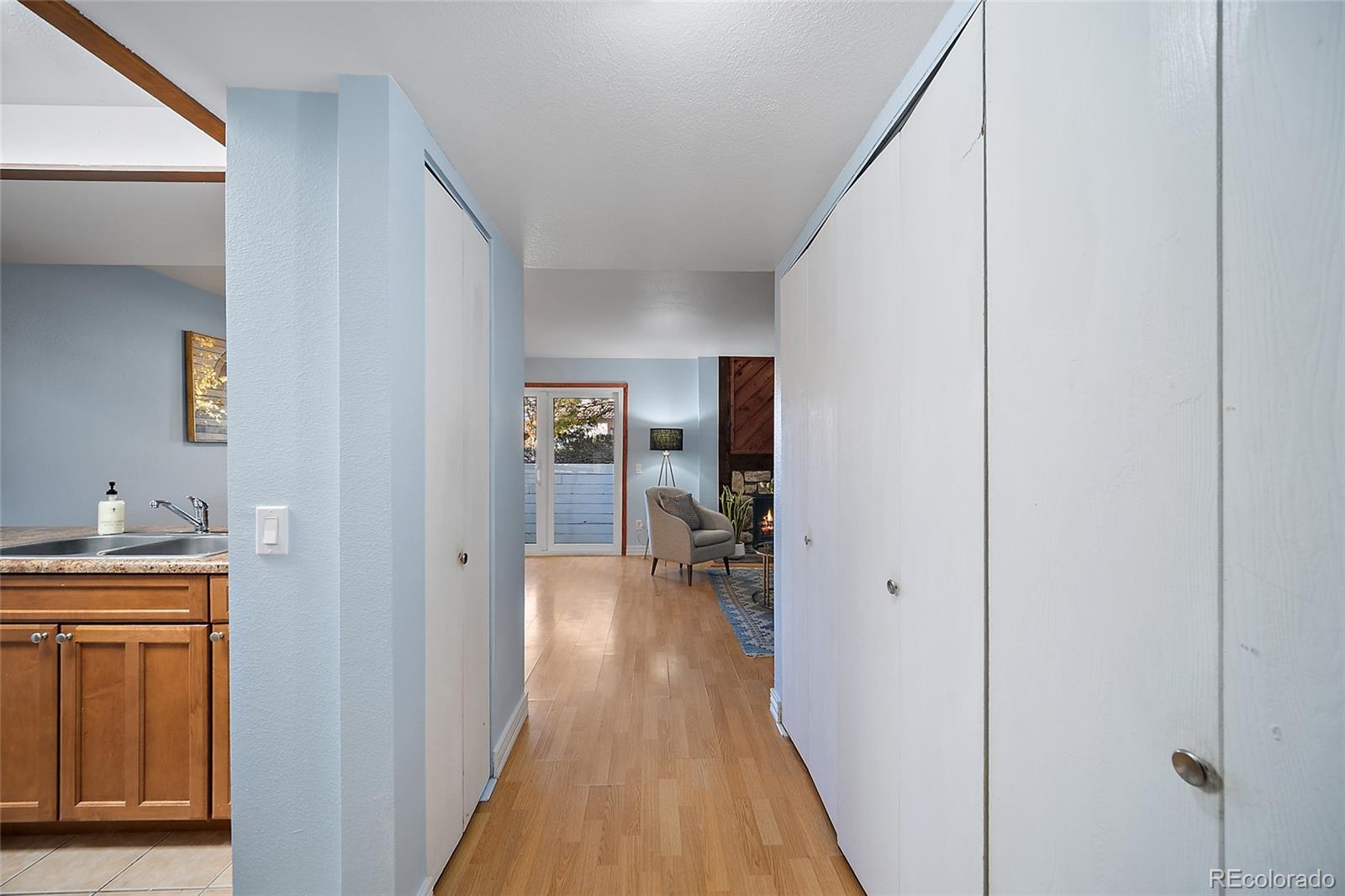 MLS Image #3 for 13982 e stanford circle n02,aurora, Colorado