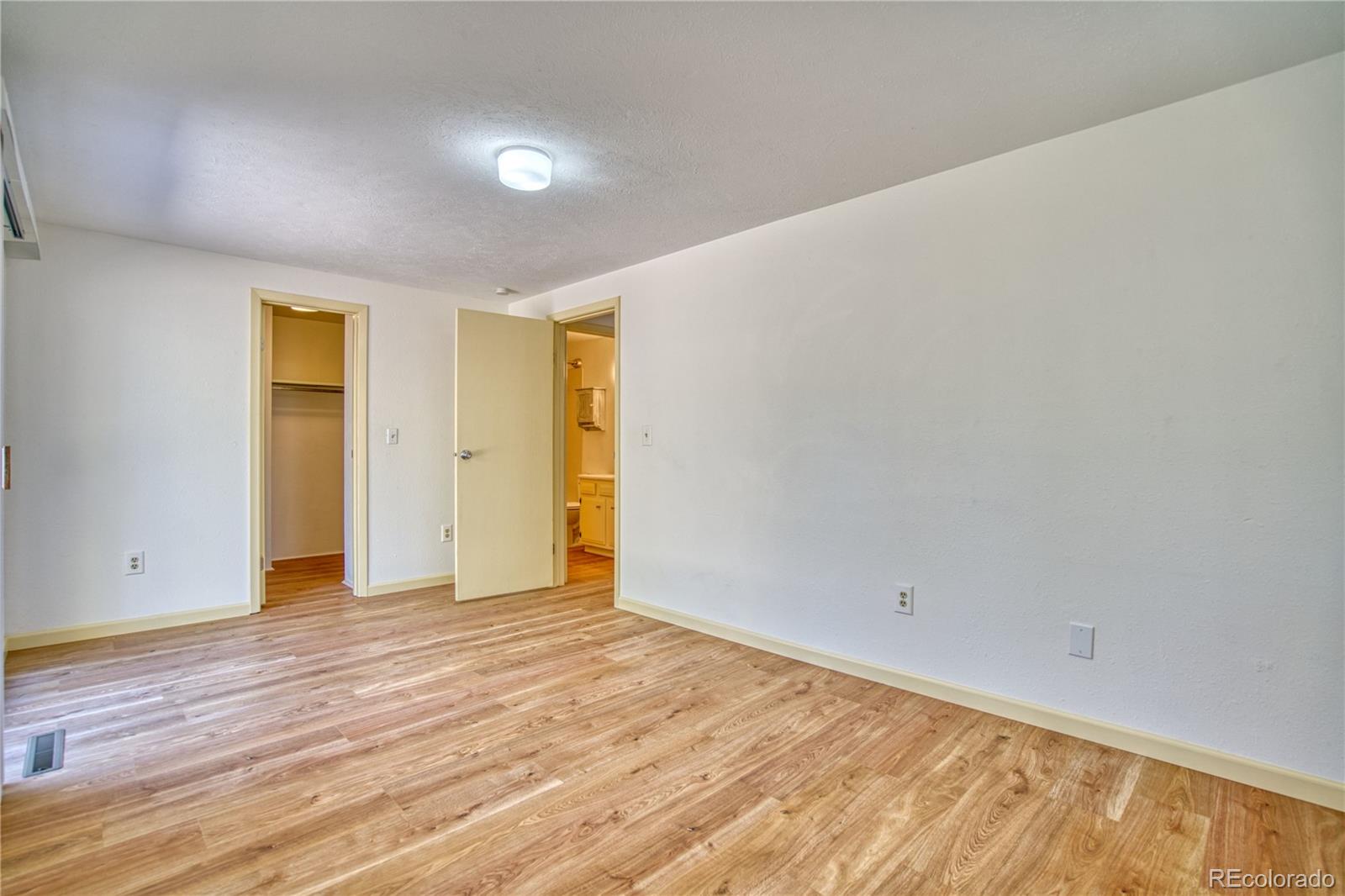 MLS Image #21 for 620  independence drive,longmont, Colorado