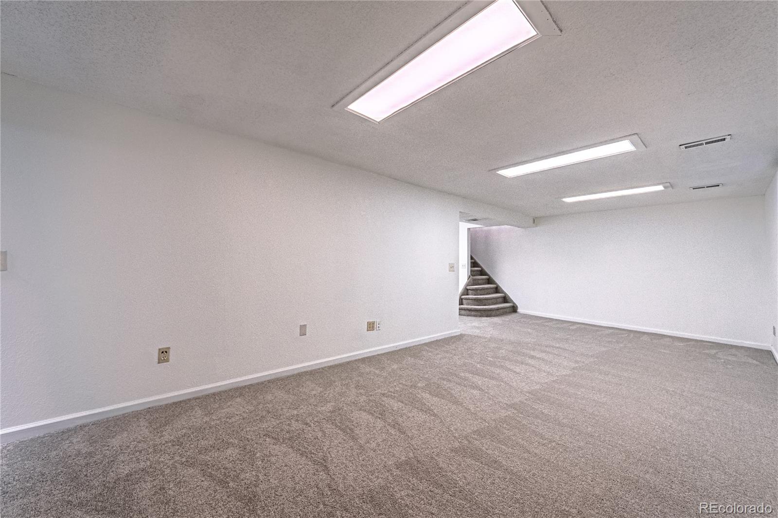 MLS Image #19 for 16879 e amherst avenue,aurora, Colorado