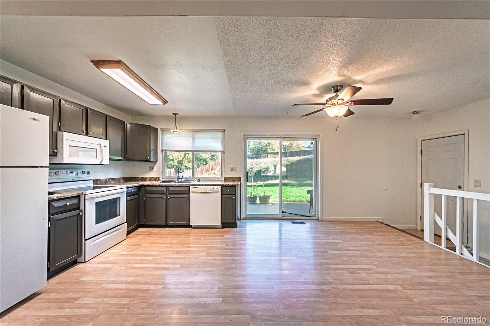 MLS Image #7 for 16879 e amherst avenue,aurora, Colorado
