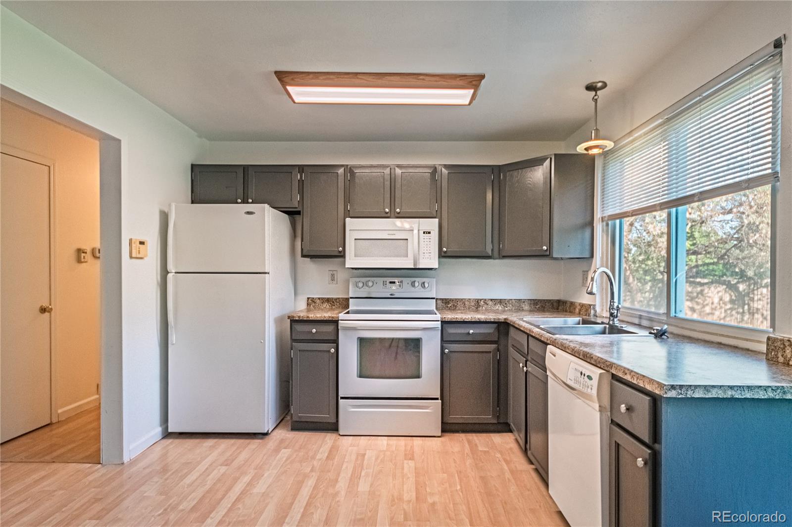 MLS Image #9 for 16879 e amherst avenue,aurora, Colorado