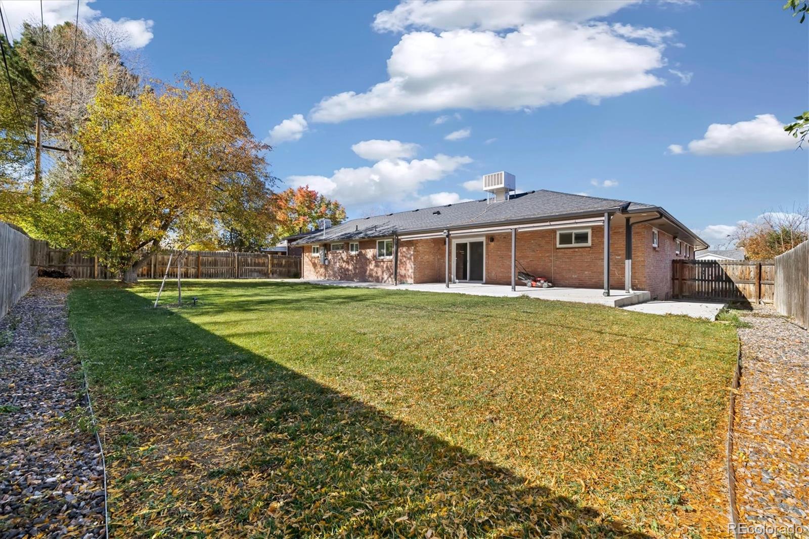 MLS Image #38 for 2334 s leyden street,denver, Colorado