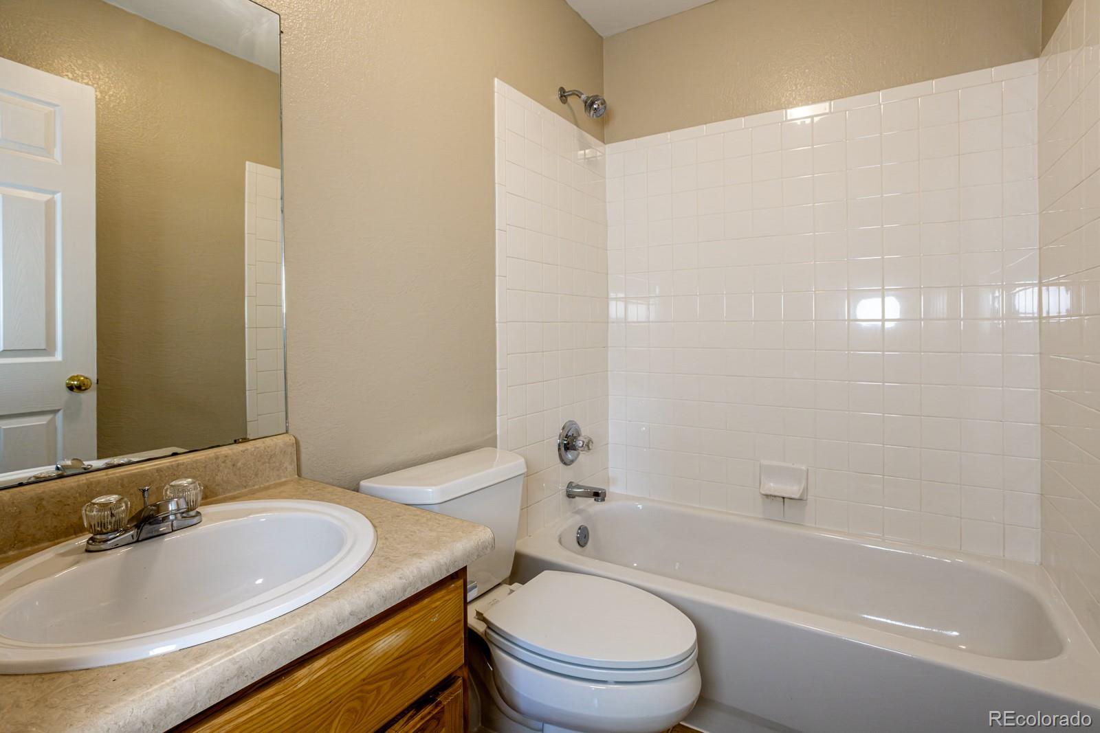 MLS Image #11 for 2992  quarterland street,strasburg, Colorado