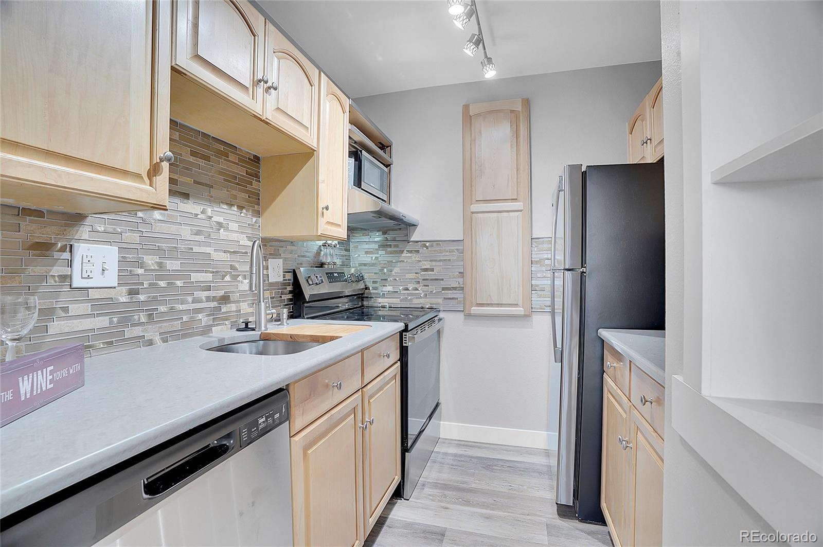 MLS Image #7 for 5995 e ilif avenue 308,denver, Colorado