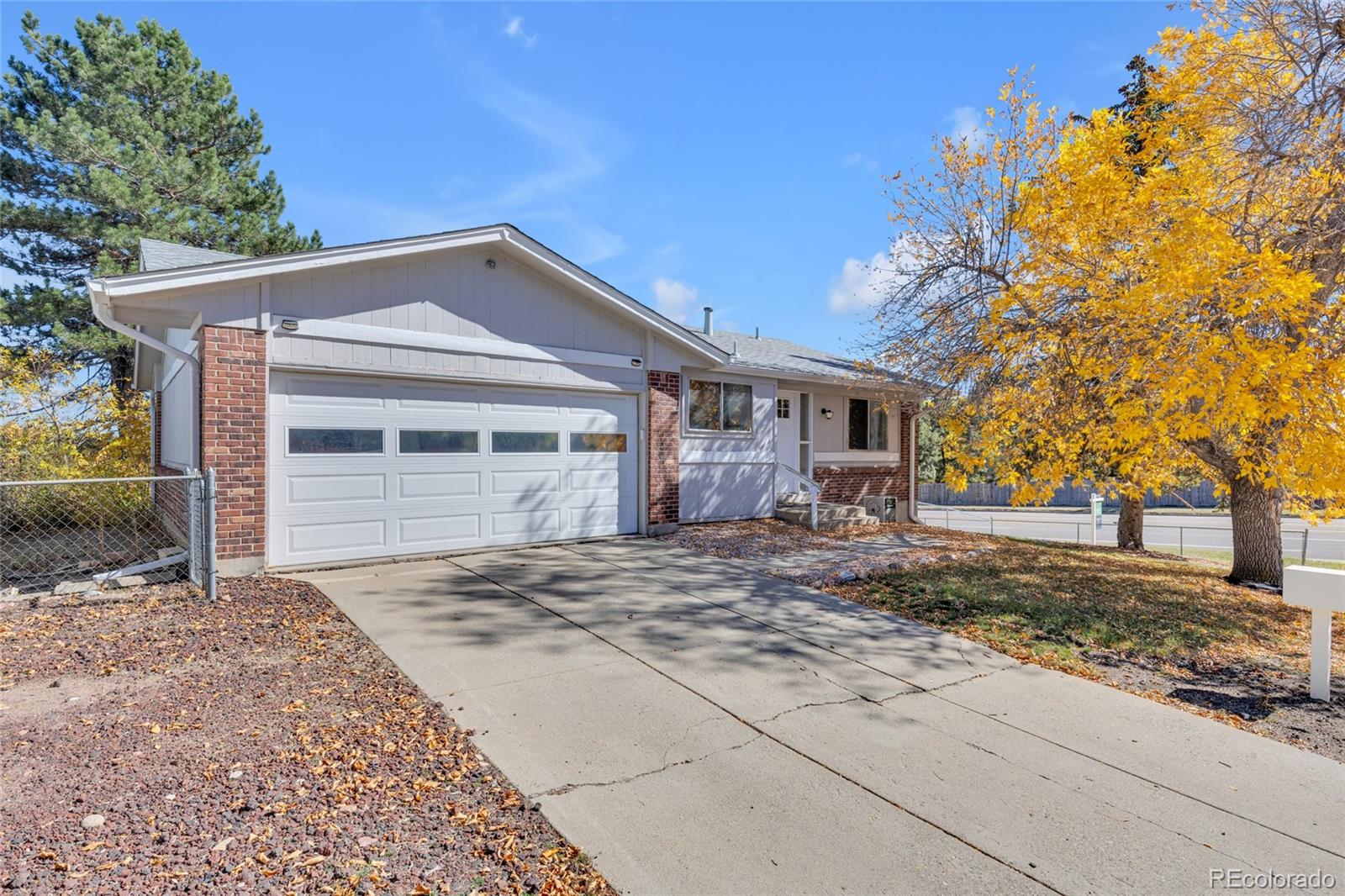 MLS Image #1 for 12711 w jewell circle,lakewood, Colorado