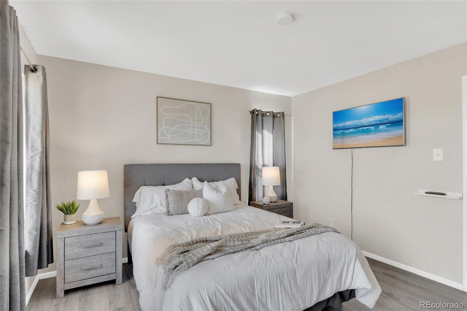 MLS Image #14 for 12711 w jewell circle,lakewood, Colorado