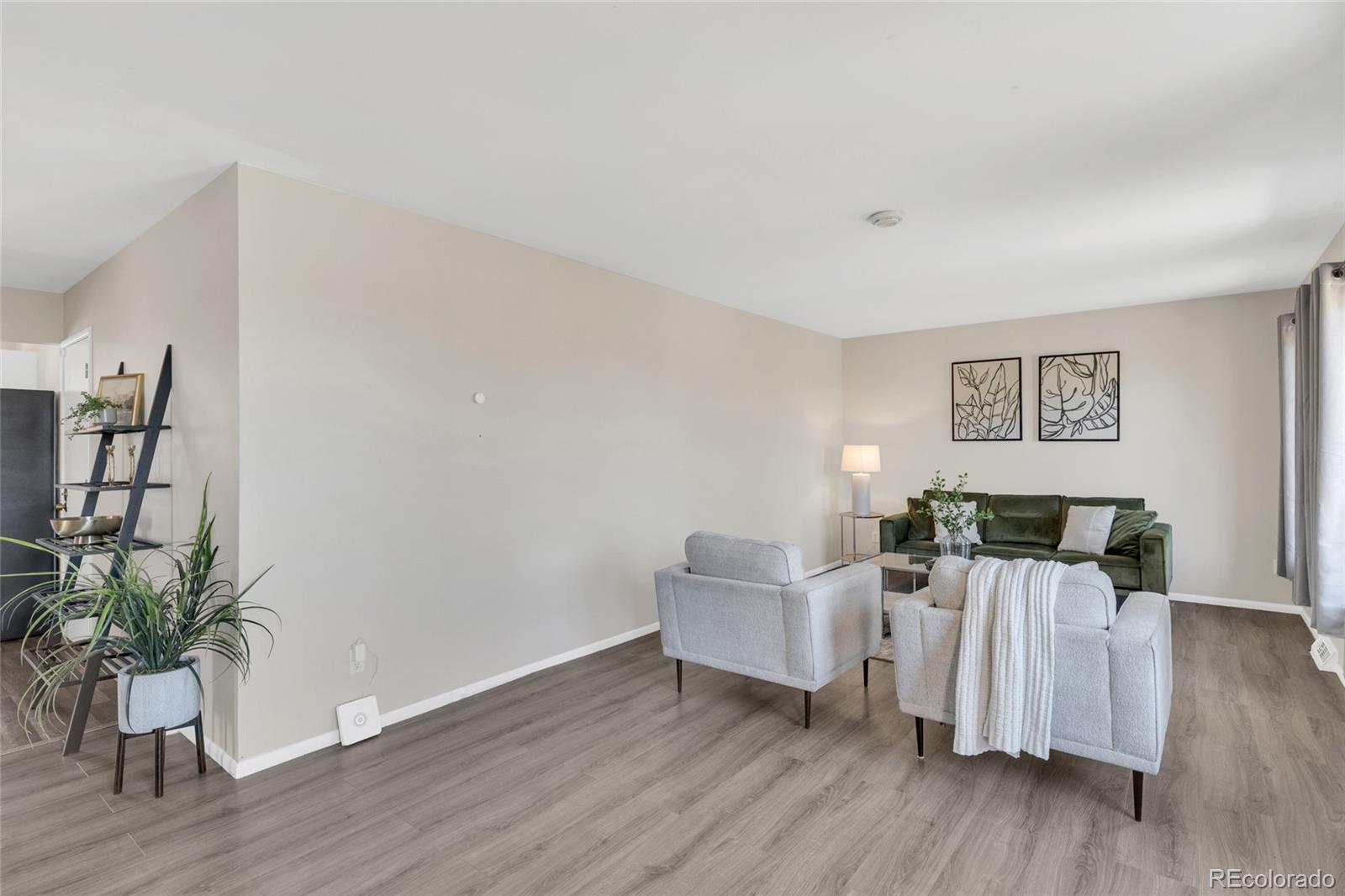 MLS Image #6 for 12711 w jewell circle,lakewood, Colorado