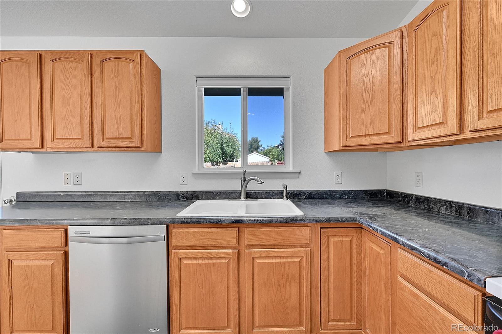 MLS Image #11 for 9  full moon court,pueblo, Colorado