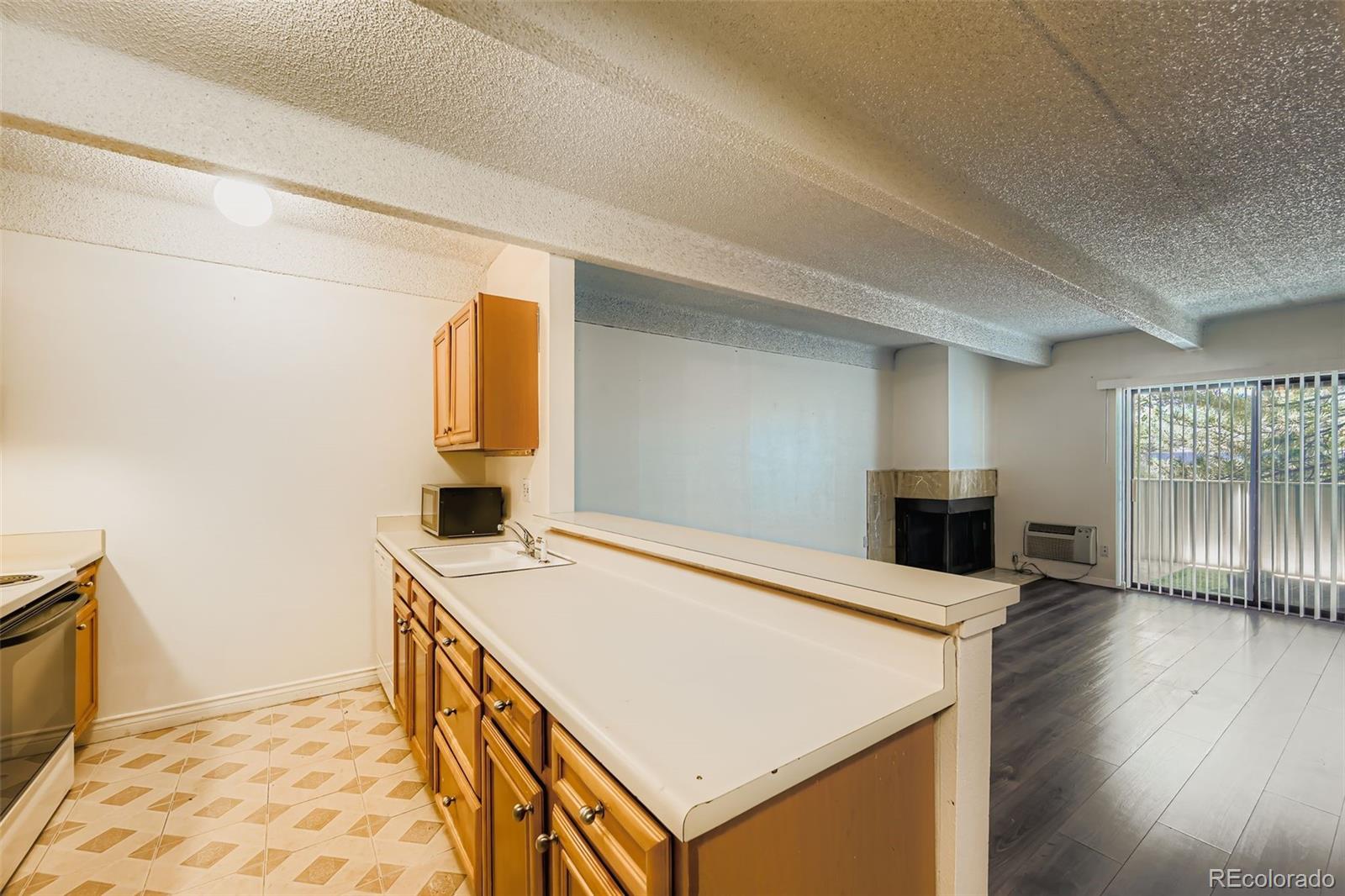 MLS Image #7 for 10650 e tennessee avenue 109,aurora, Colorado