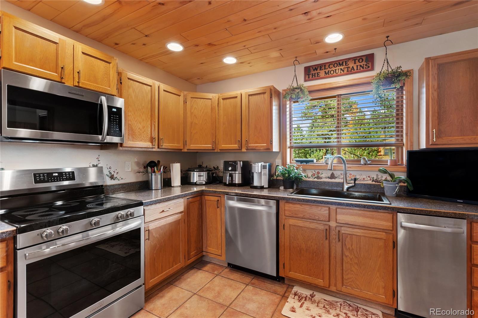 MLS Image #12 for 940 e kelleys road,woodland park, Colorado