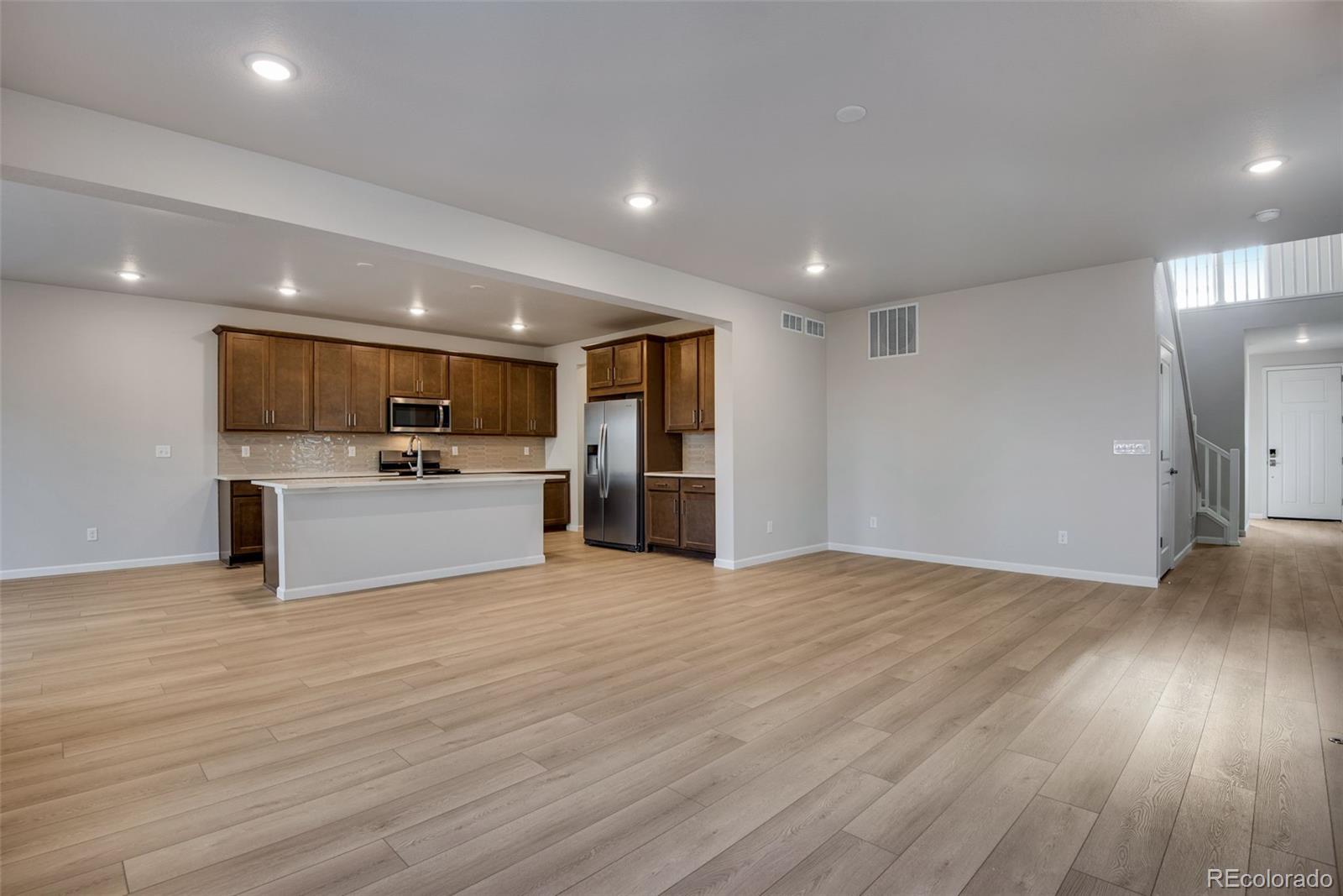 MLS Image #11 for 13571 e 99th place,commerce city, Colorado