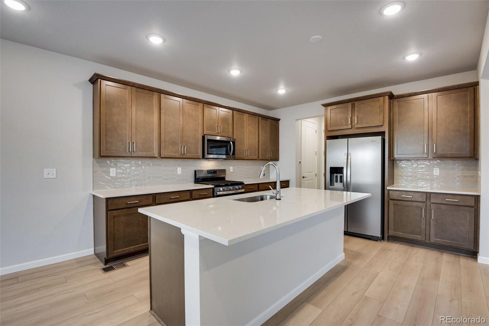 MLS Image #12 for 13571 e 99th place,commerce city, Colorado