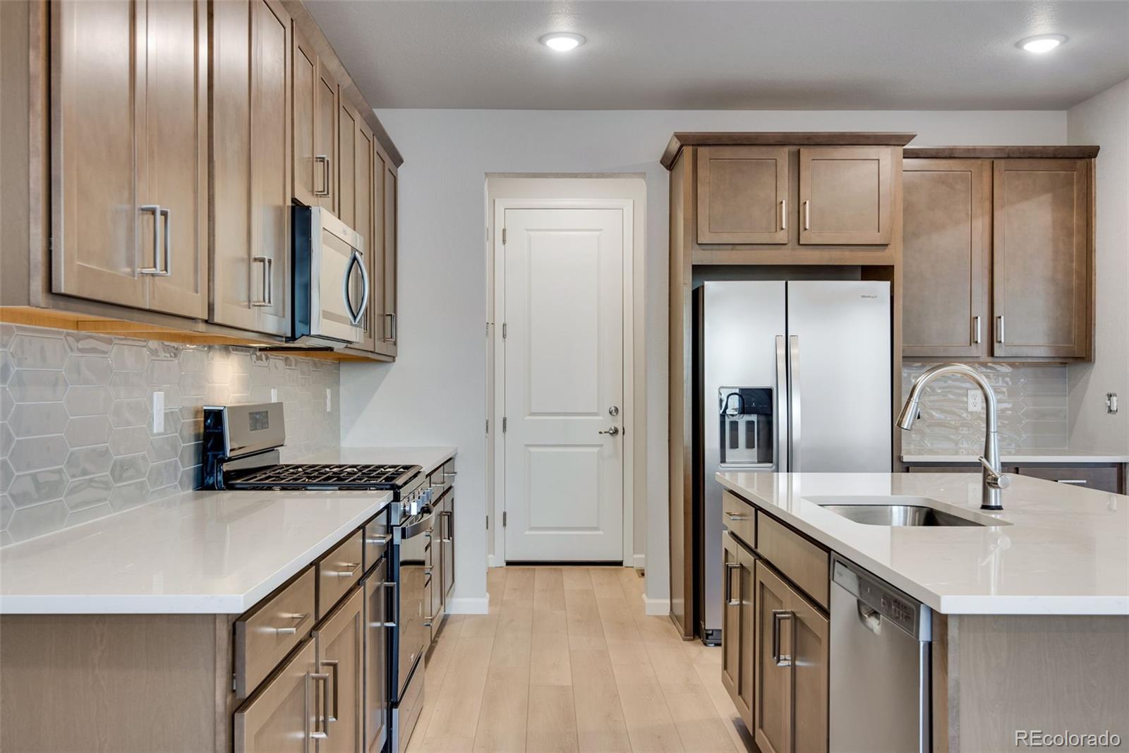 MLS Image #17 for 13571 e 99th place,commerce city, Colorado
