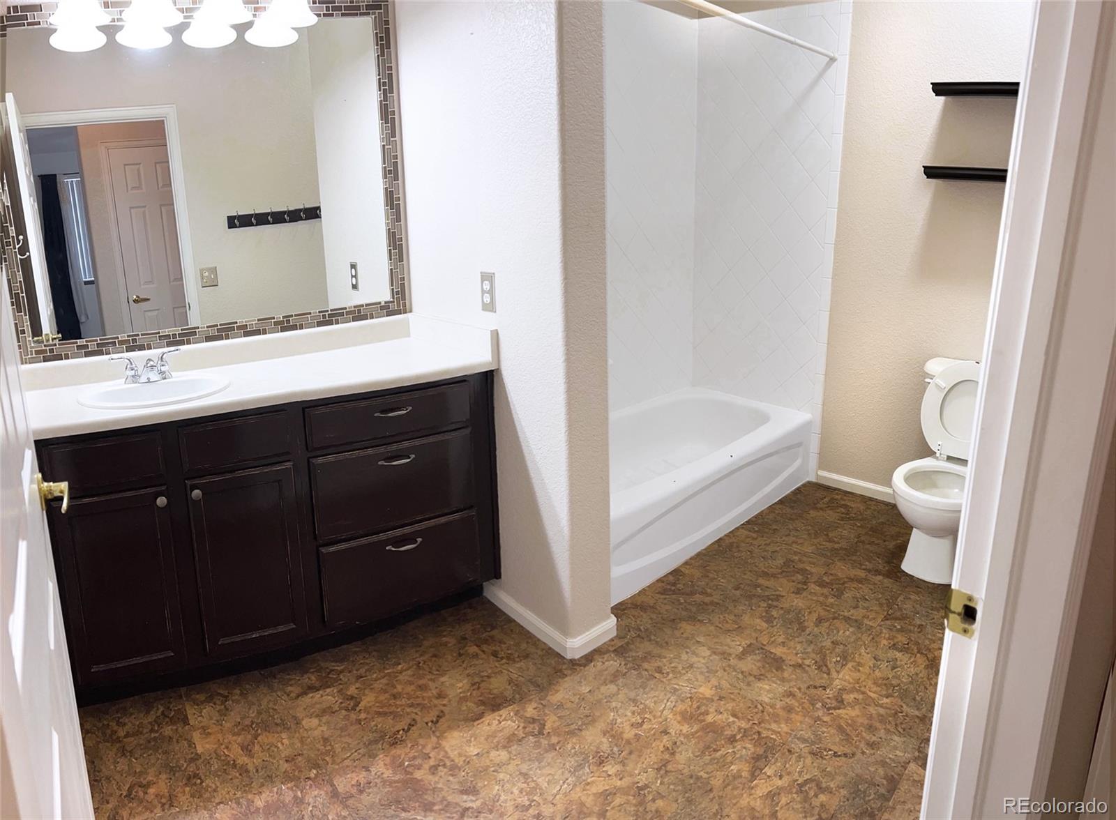MLS Image #7 for 22960 e roxbury drive e,aurora, Colorado