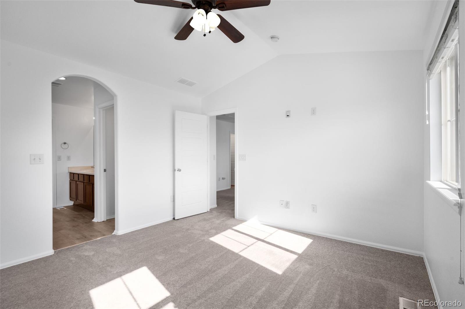 MLS Image #20 for 25581 e 2nd place,aurora, Colorado