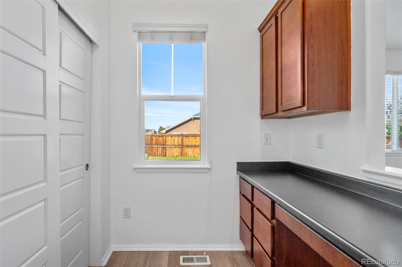 MLS Image #29 for 25581 e 2nd place,aurora, Colorado