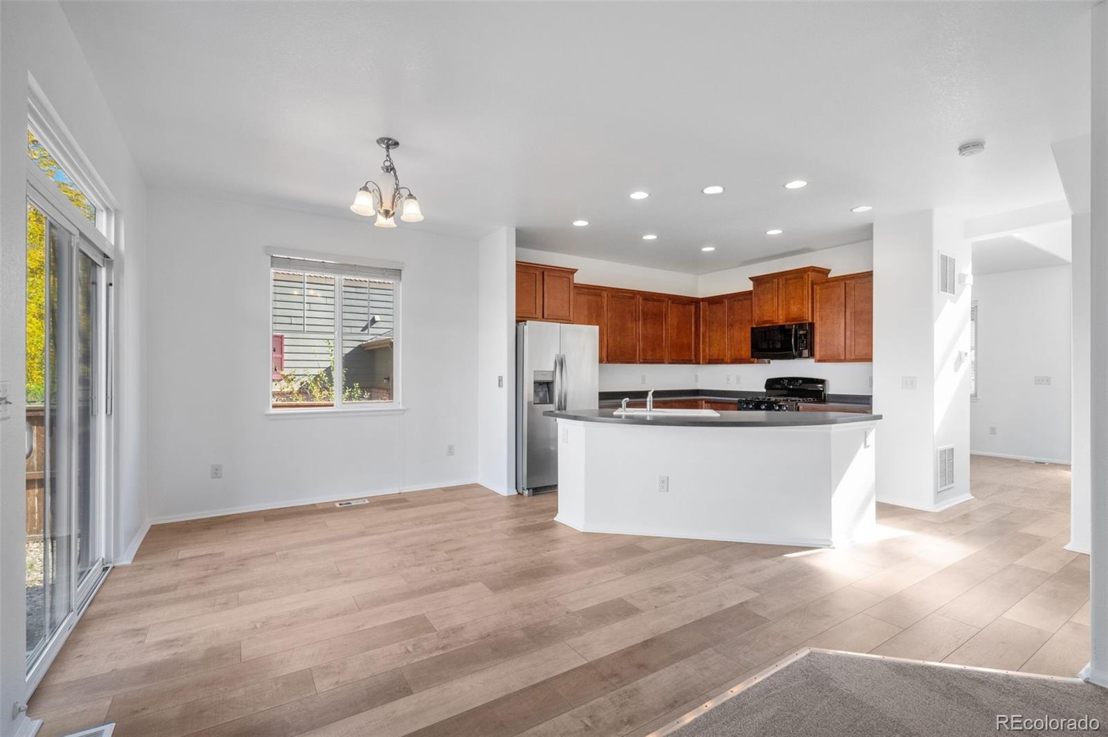 MLS Image #5 for 25581 e 2nd place,aurora, Colorado