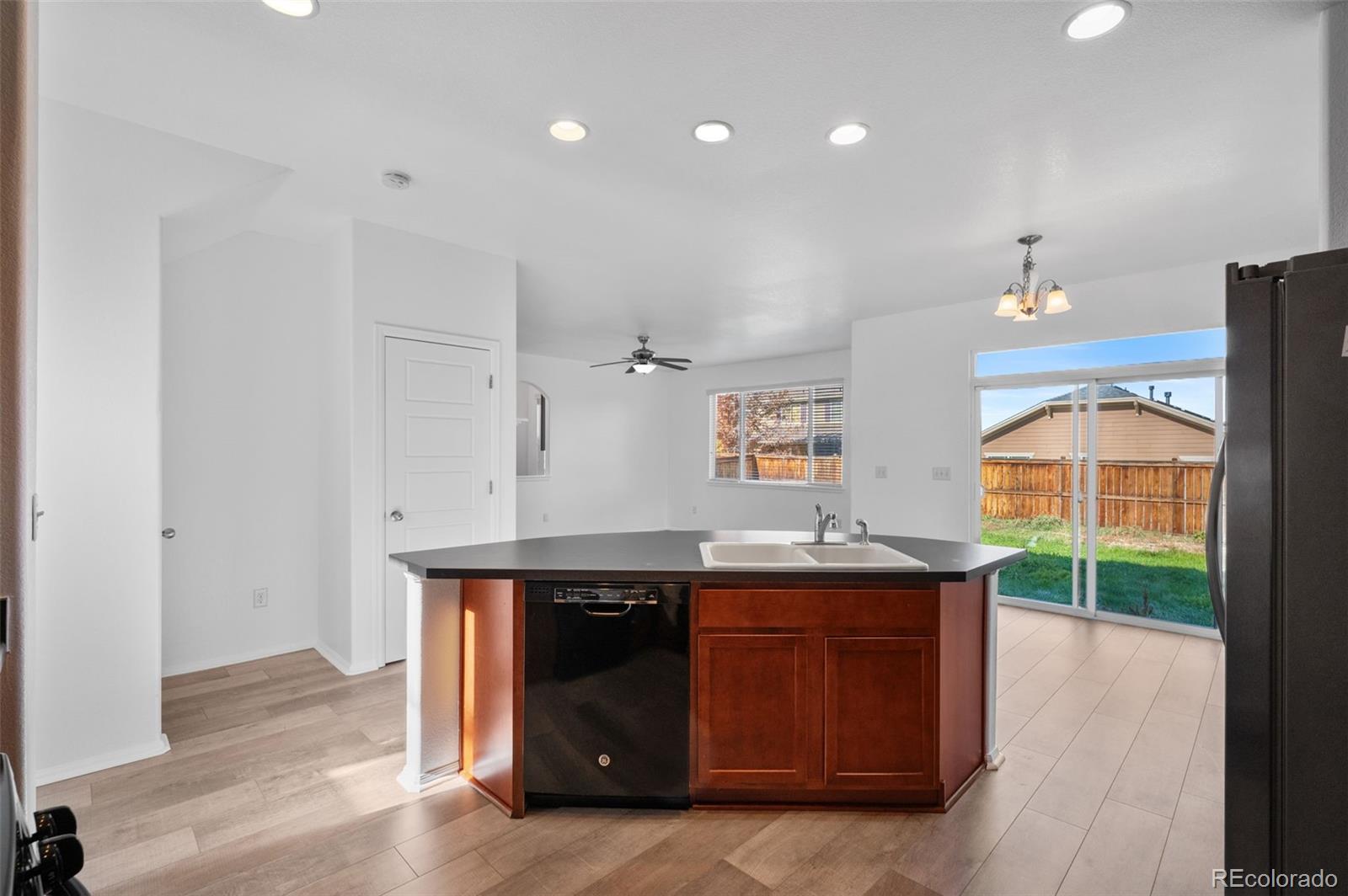 MLS Image #7 for 25581 e 2nd place,aurora, Colorado