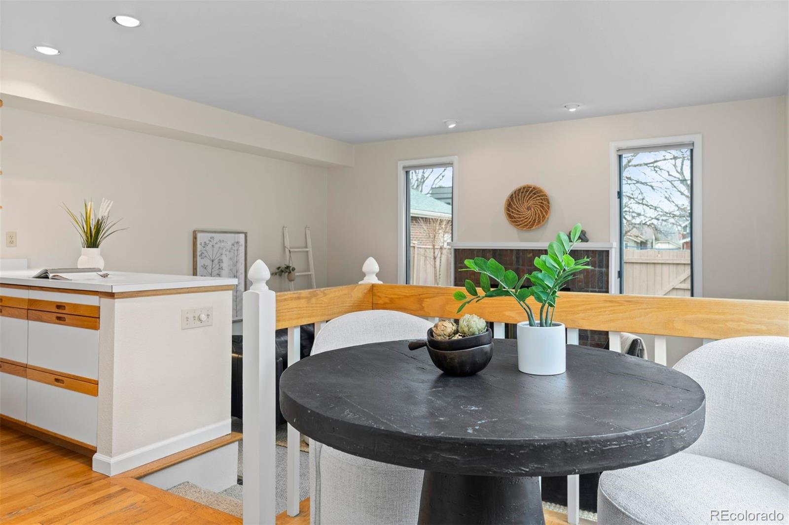 MLS Image #11 for 838  milwaukee street,denver, Colorado