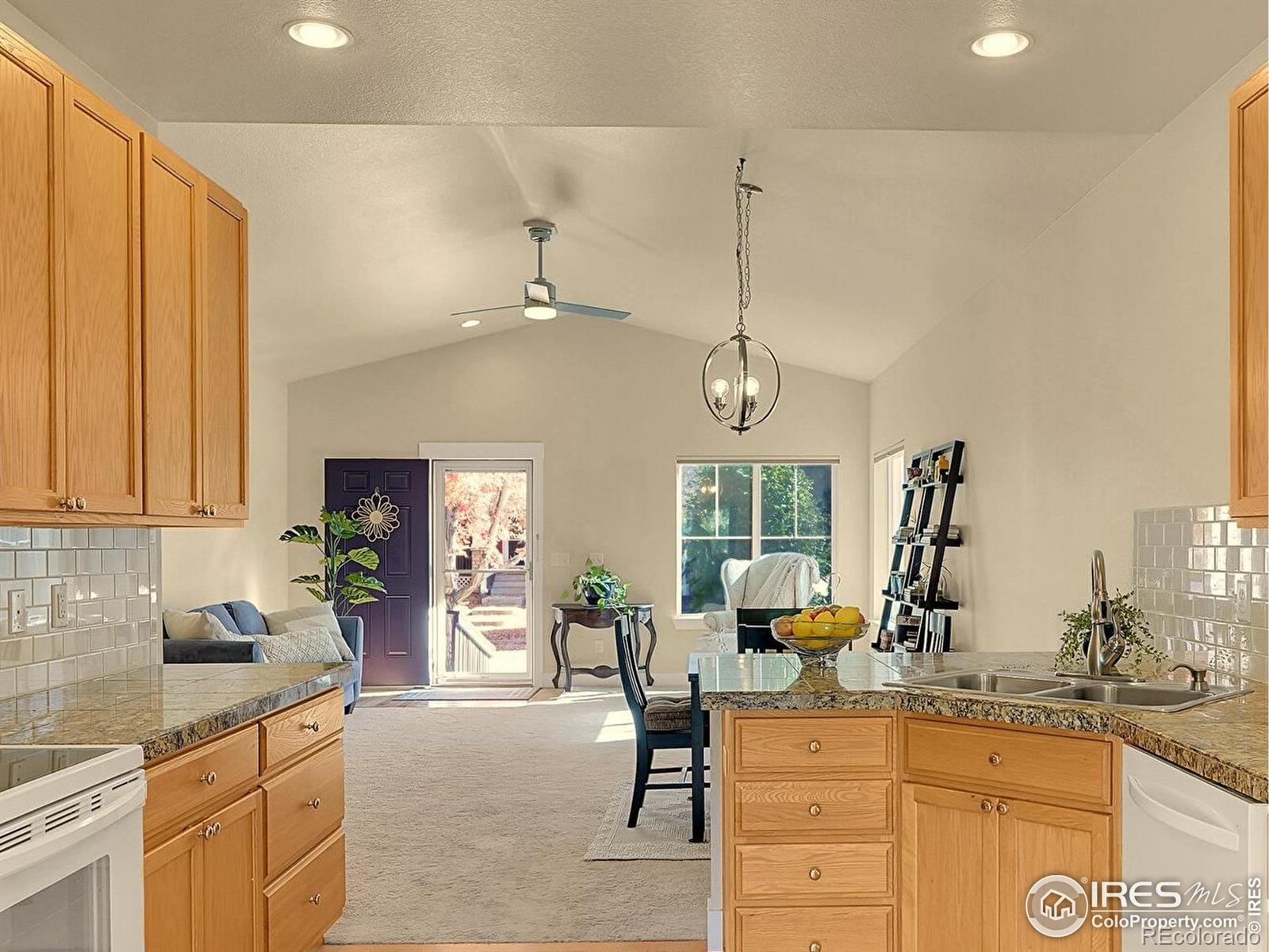MLS Image #1 for 1020  village circle,erie, Colorado