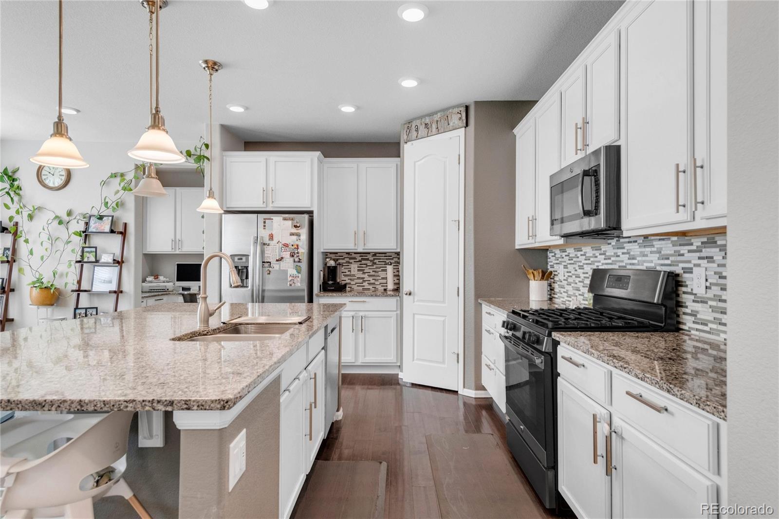 MLS Image #15 for 753  carbonate lane,erie, Colorado