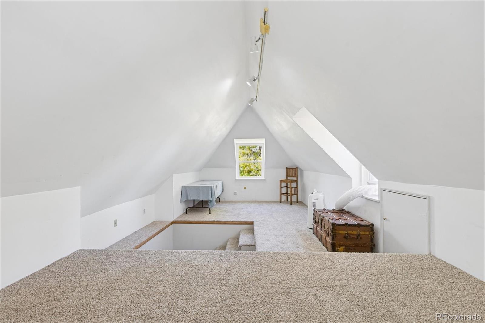 MLS Image #19 for 8535 e hawaii lane,denver, Colorado