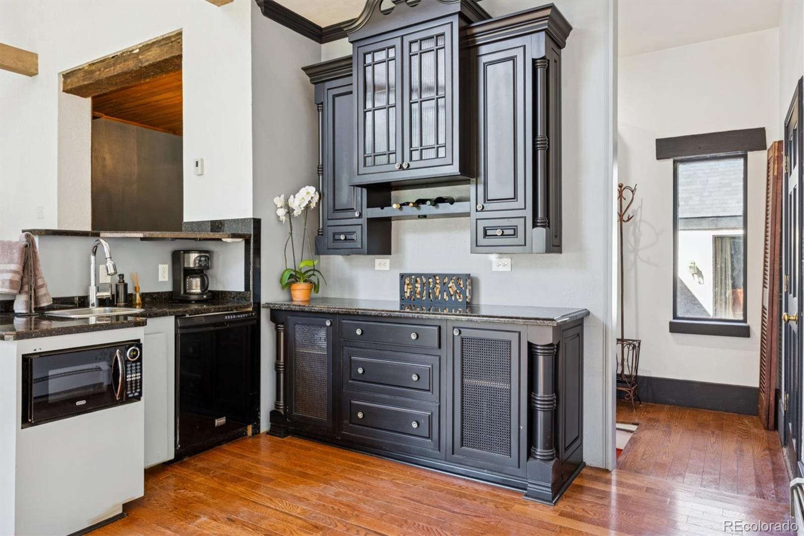 MLS Image #6 for 8535 e hawaii lane,denver, Colorado