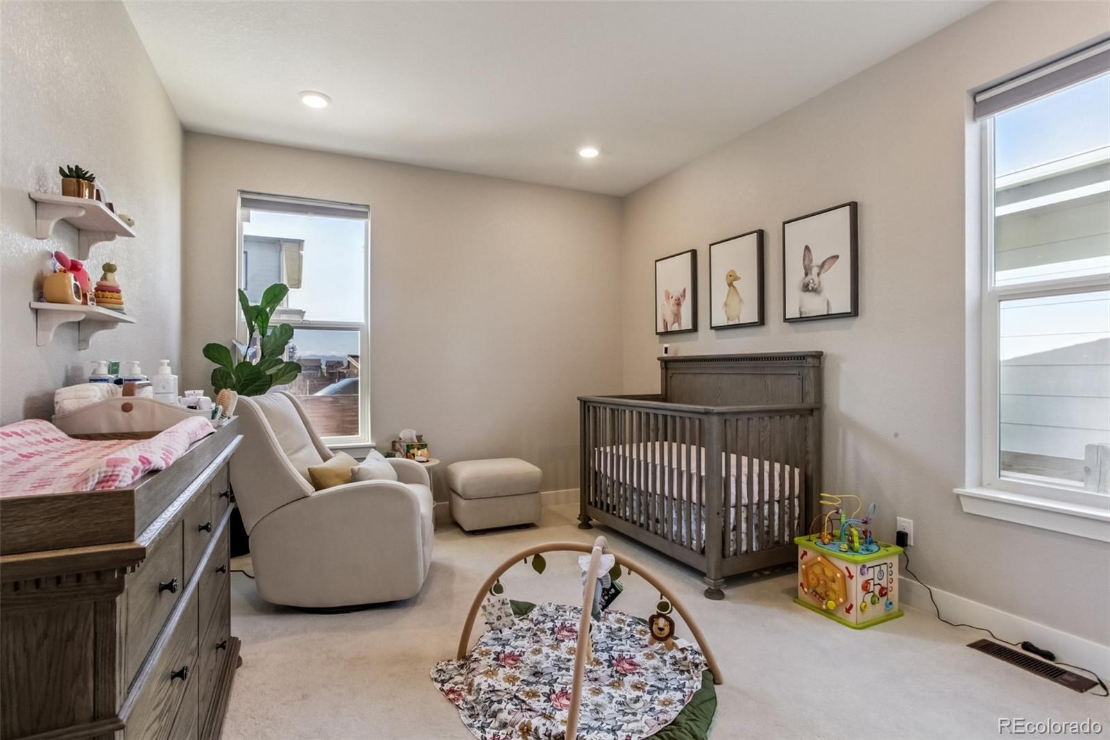 MLS Image #17 for 6031 n fulton street,denver, Colorado