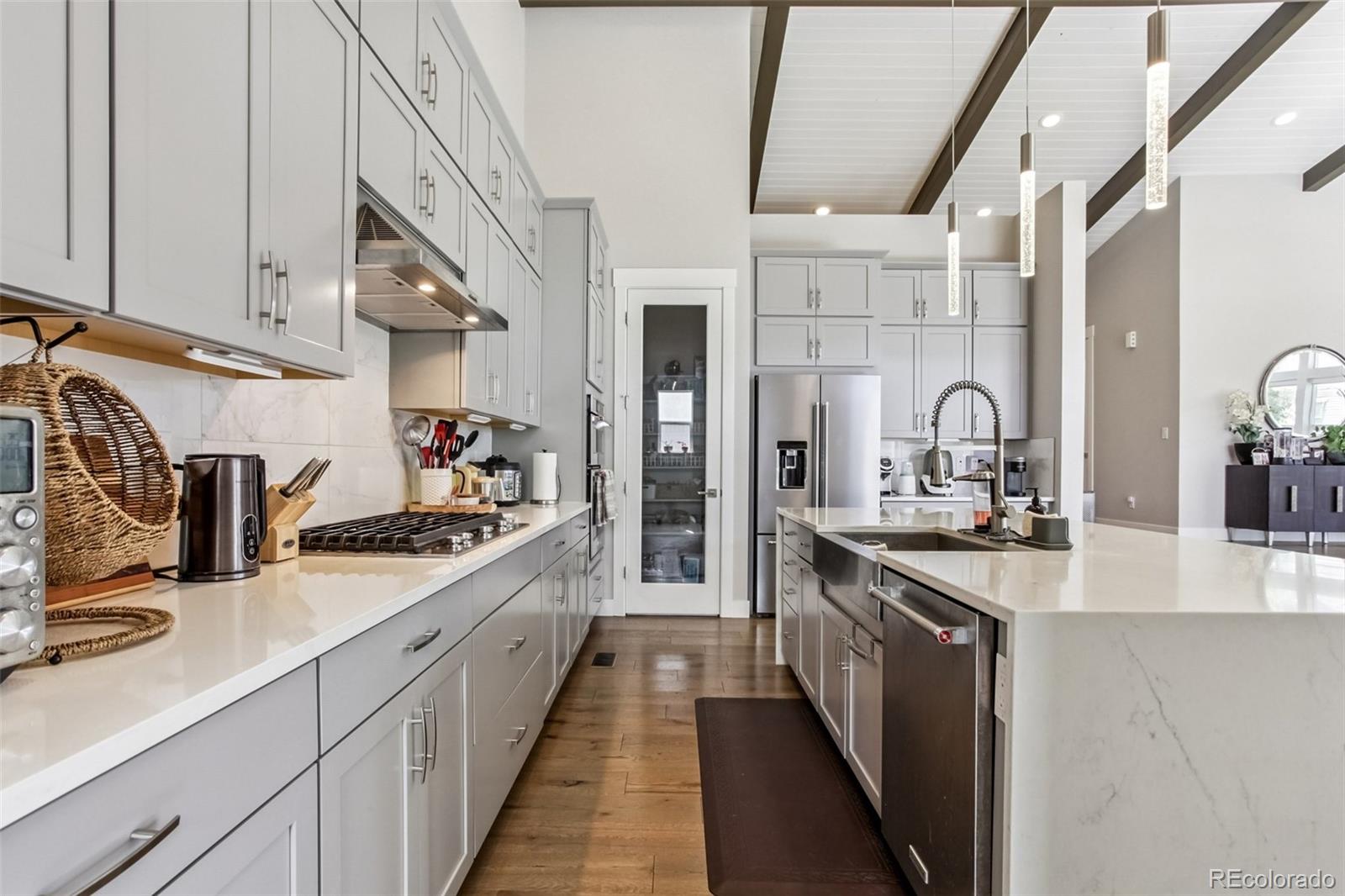 MLS Image #9 for 6031 n fulton street,denver, Colorado