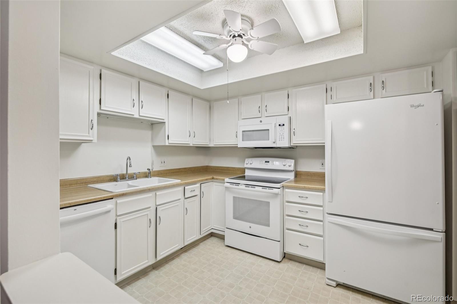 MLS Image #9 for 14300 e marina drive 207,aurora, Colorado
