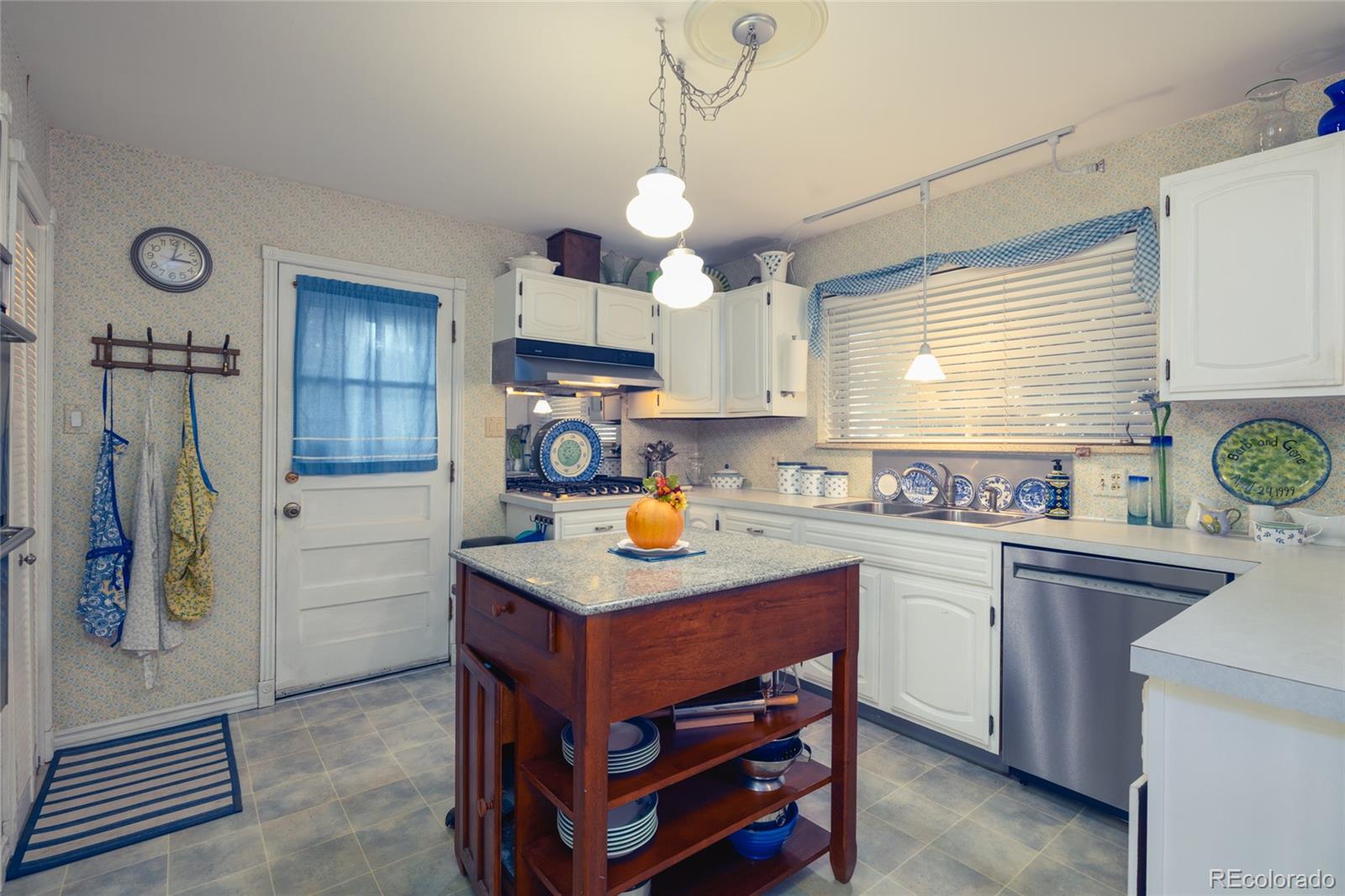 MLS Image #9 for 7332 w stanford avenue,littleton, Colorado
