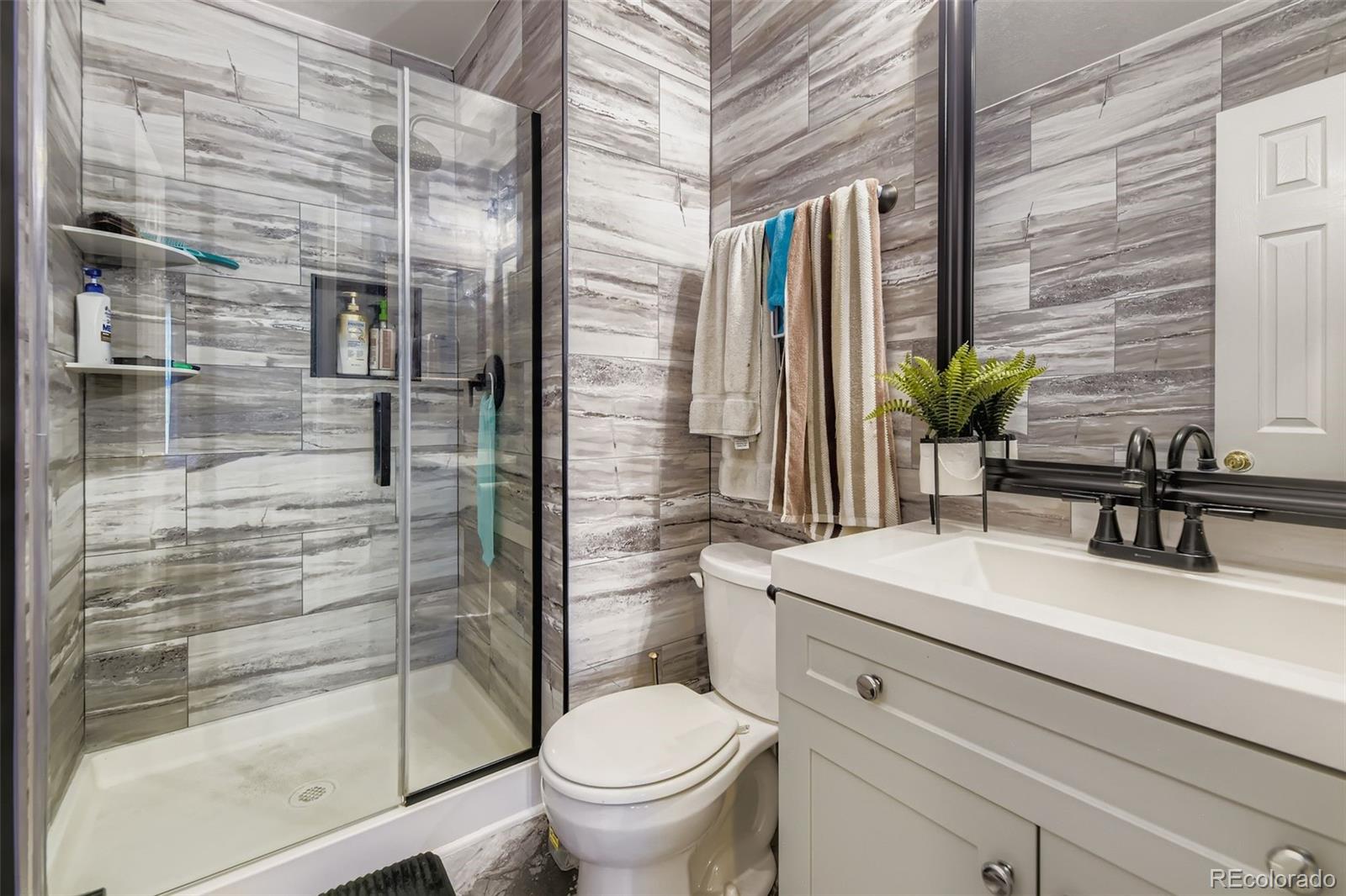 MLS Image #11 for 1629 s ivory circle,aurora, Colorado